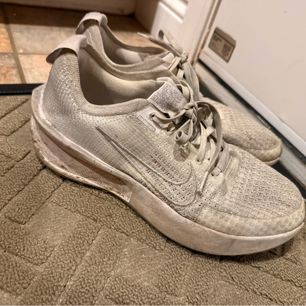 Nike white Running Shoes